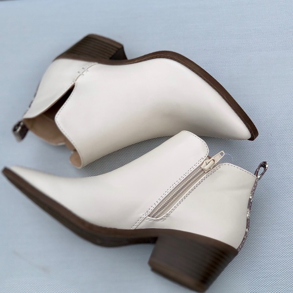 Women's Western Booties Memory Foam Fashion Boots - Picture 3 of 10